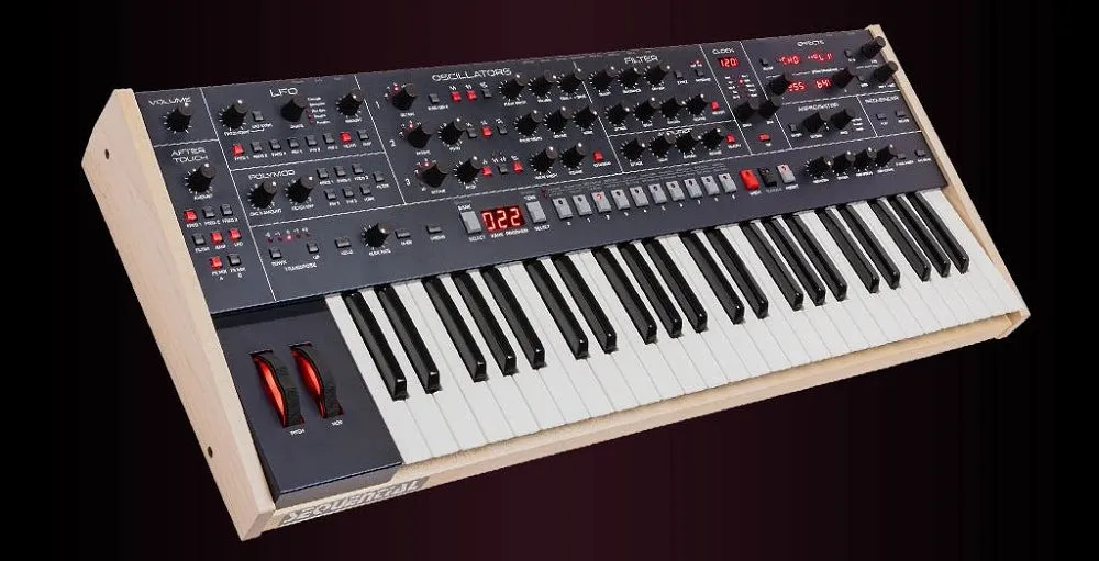 Sequential-Sequential - Trigon-6 Keyboard 220627_1
